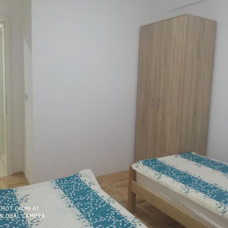 Tea Apartment Kumanovo Exteriör bild