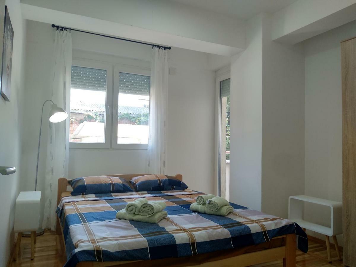 Tea Apartment Kumanovo Exteriör bild